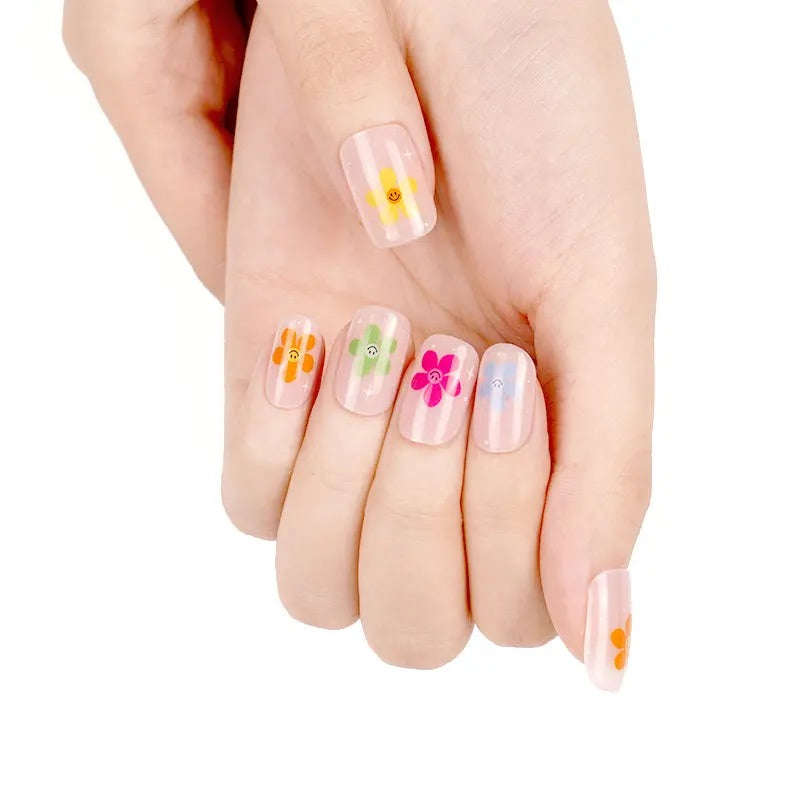BeauMama Dainty Daisy Semi Cured Nail Wraps