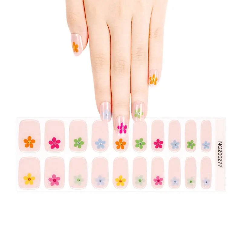 BeauMama Dainty Daisy Semi Cured Nail Wraps