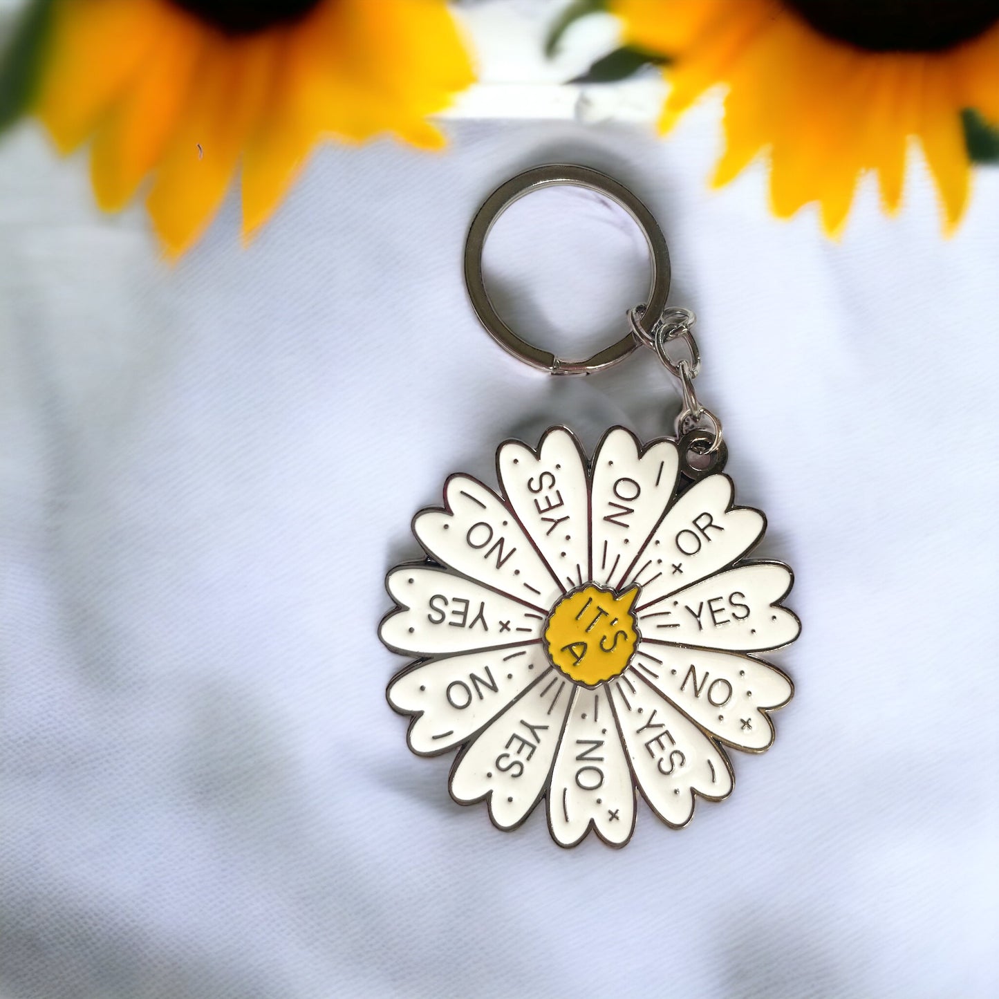 Yes/No Daisy Keyring